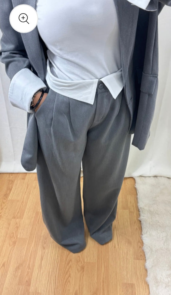 Costume |Gris
