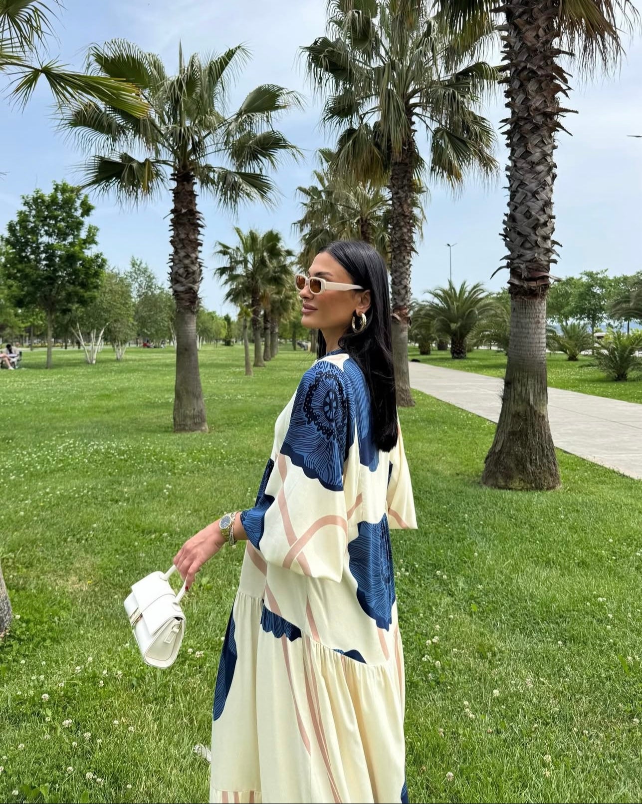 Robe Maya