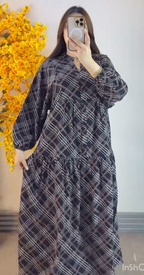 Robe a ray. Bord et beiges