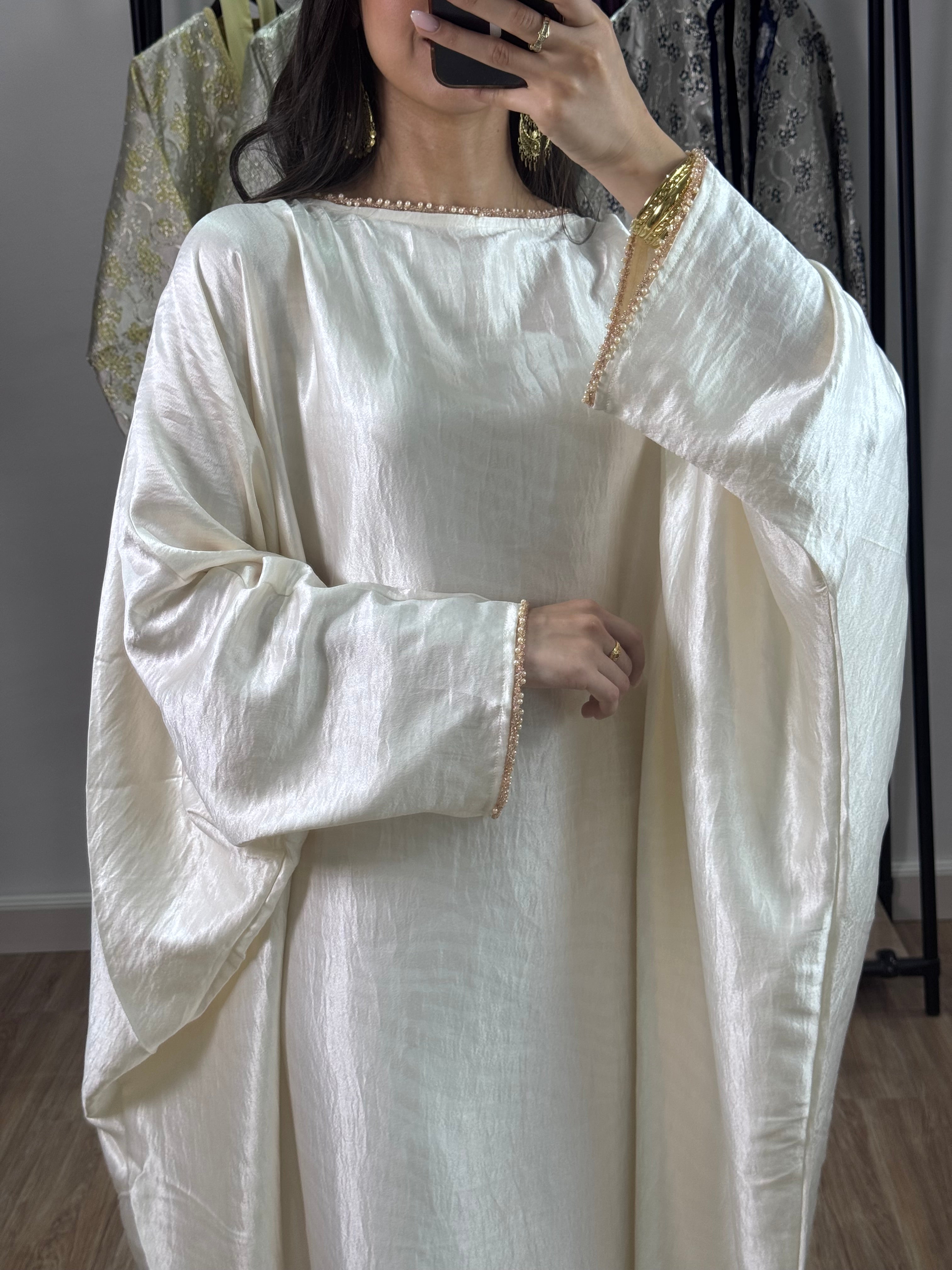 Robe d’hôtesse papillon |Écru