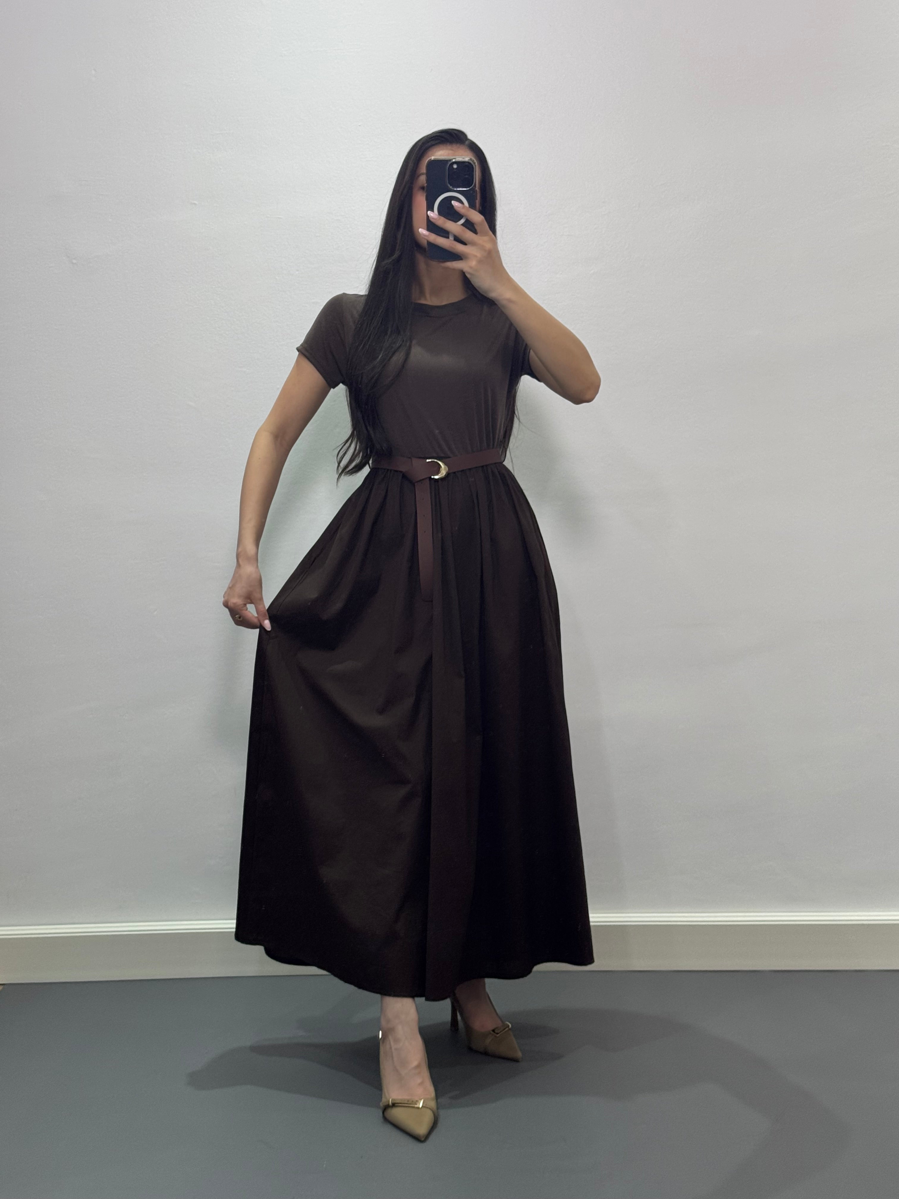 Robe avec ceinture