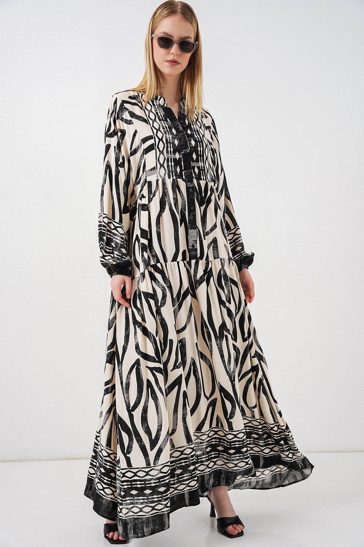 Robe à ray. Noires