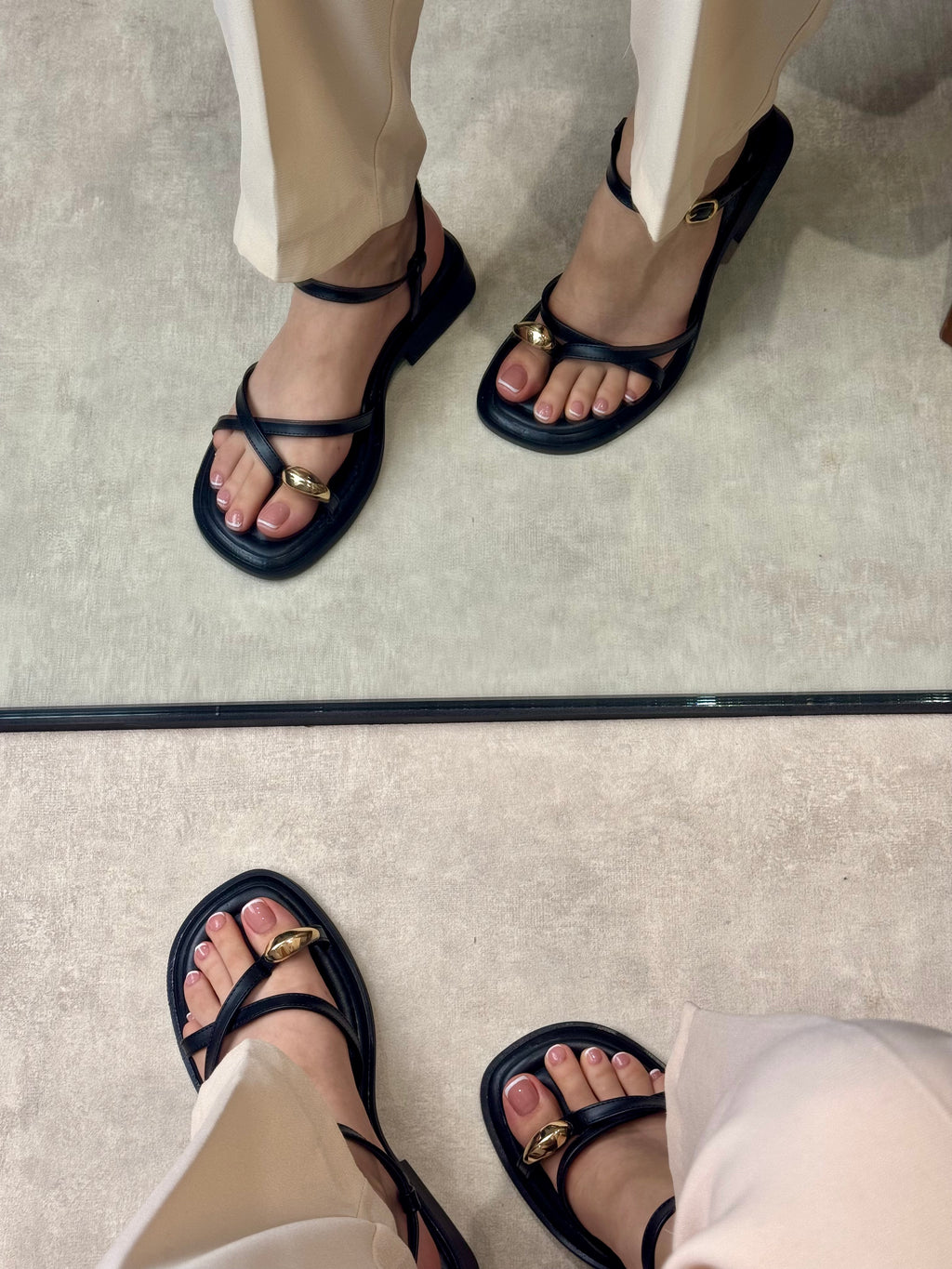 Sandales