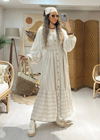 Robe à rayures avec ceinture