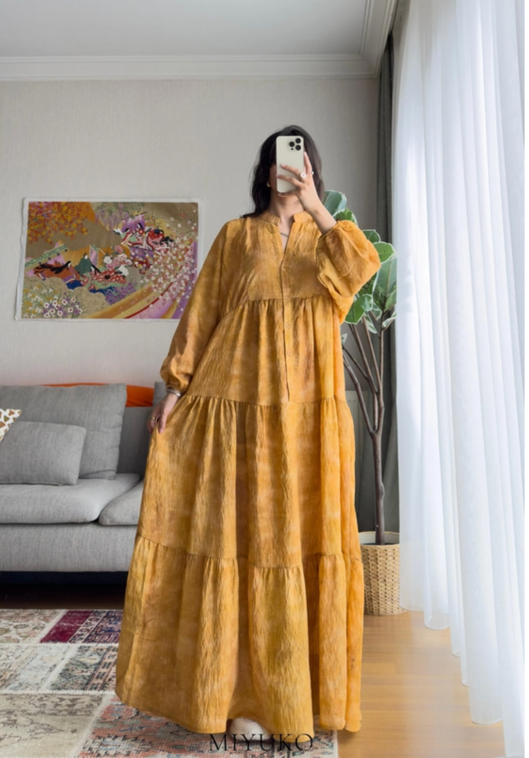 Robe Naya