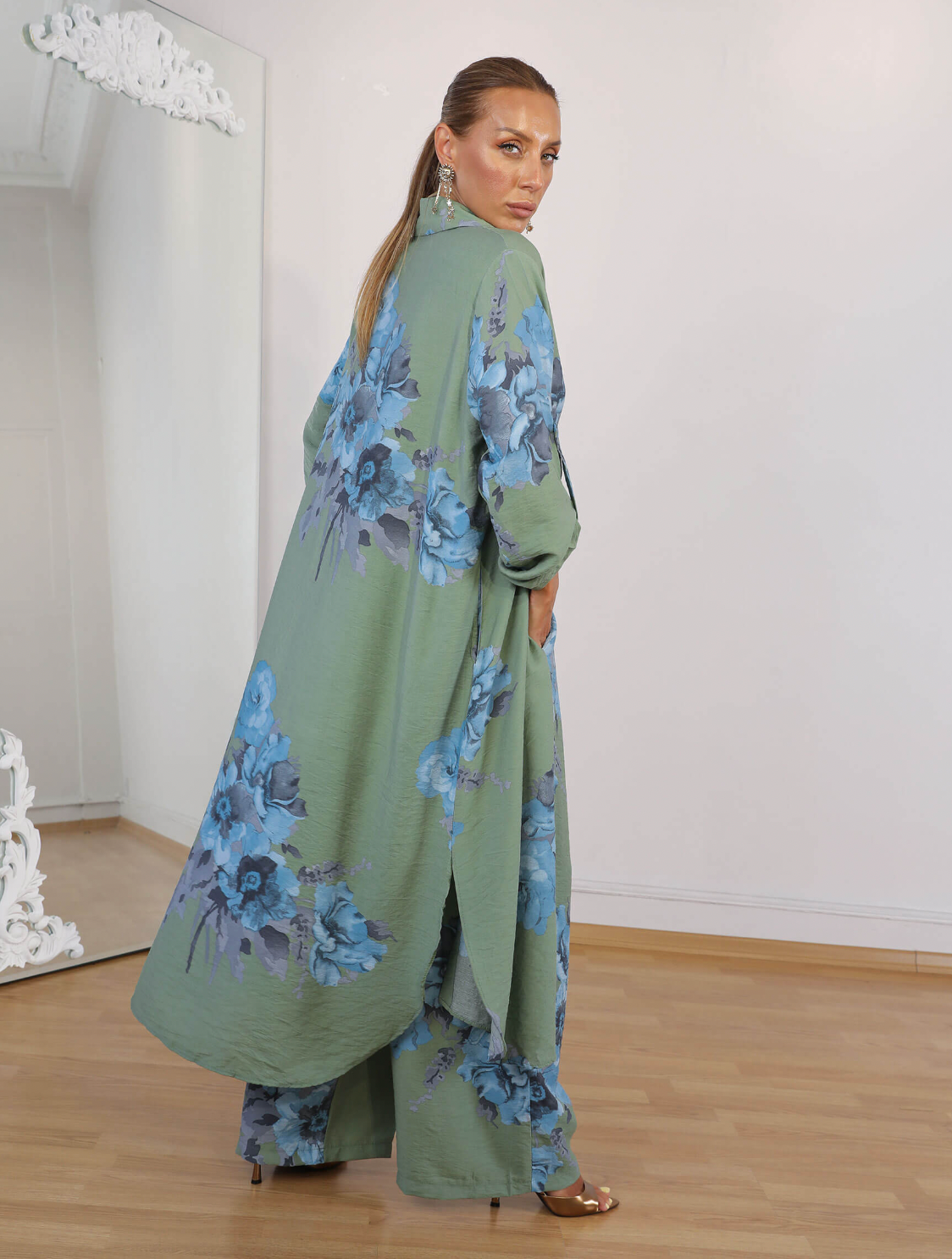 Ensemble Elona |-vert -
