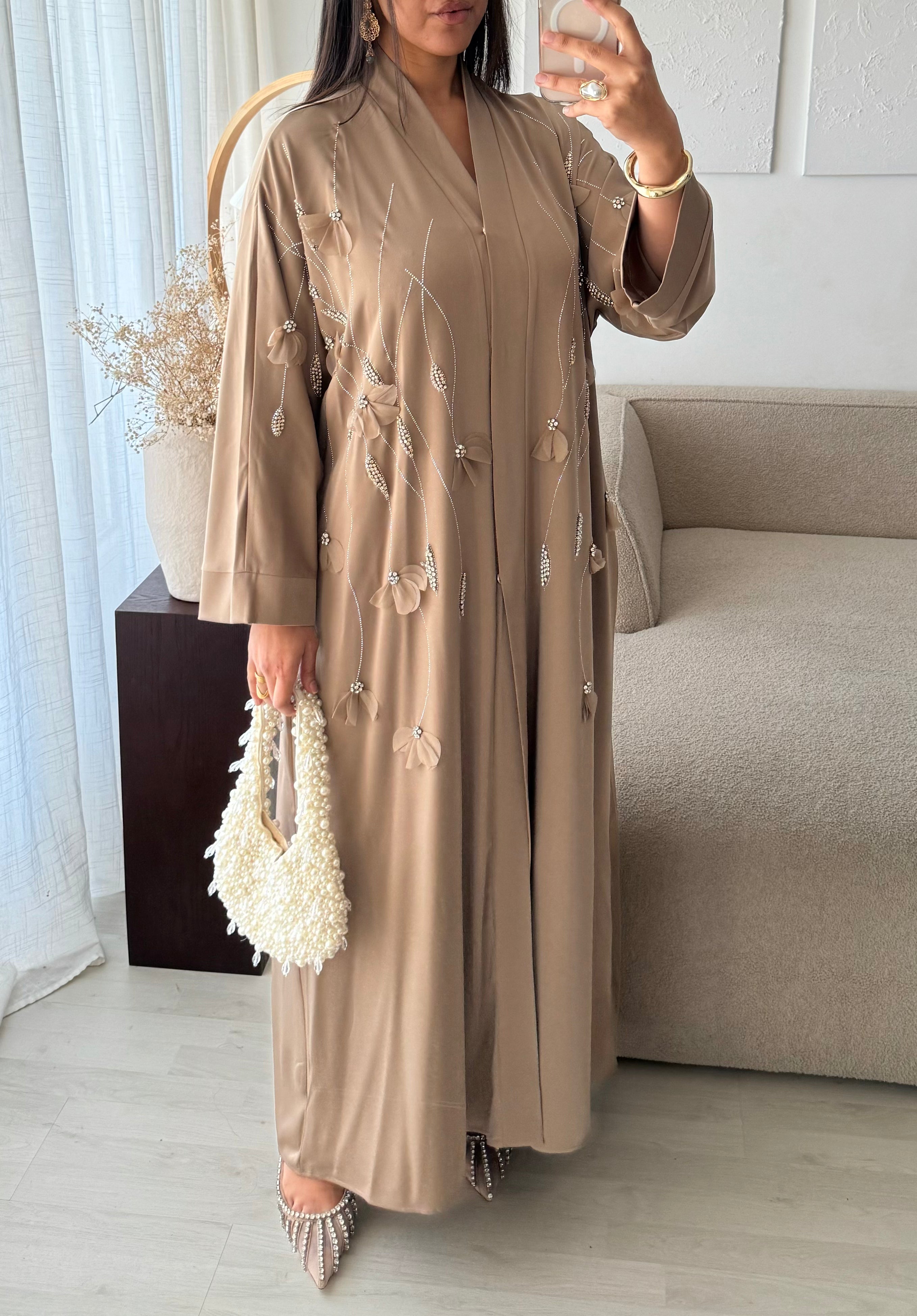 Abaya 588