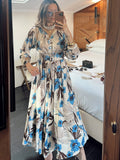 Robe à fleurs bleus avec ceinture