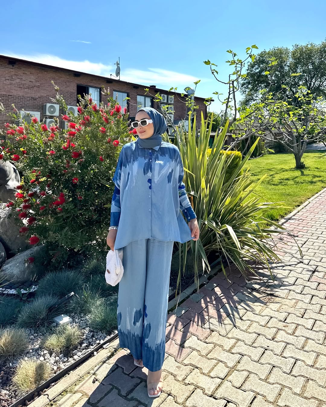 Ensemble Ilyna-bleu