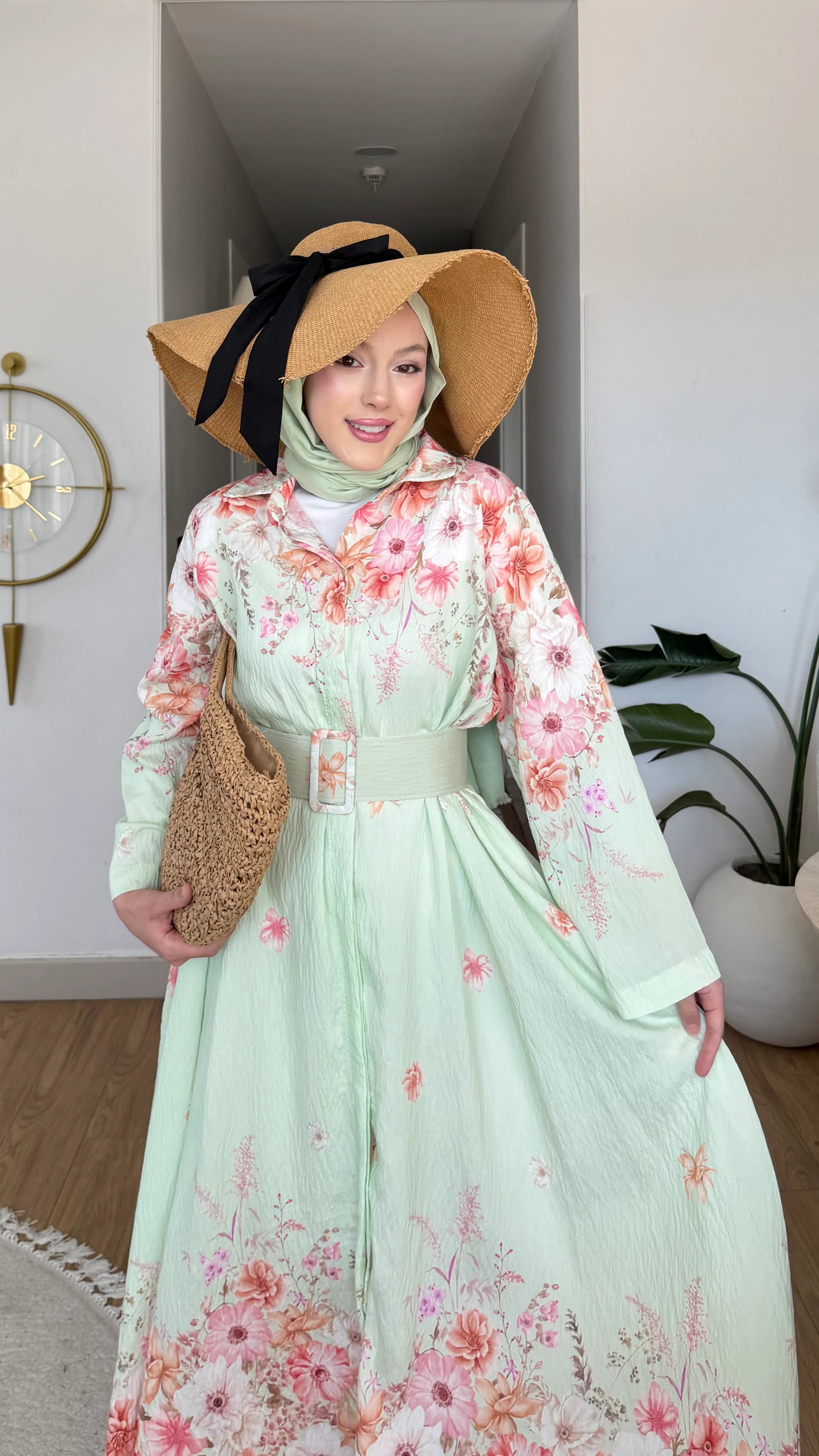 Robe à fleurs vert
