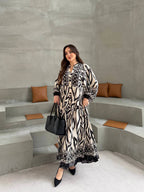 Robe à rayures noires
