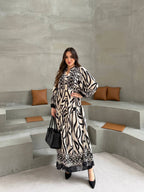 Robe à rayures noires